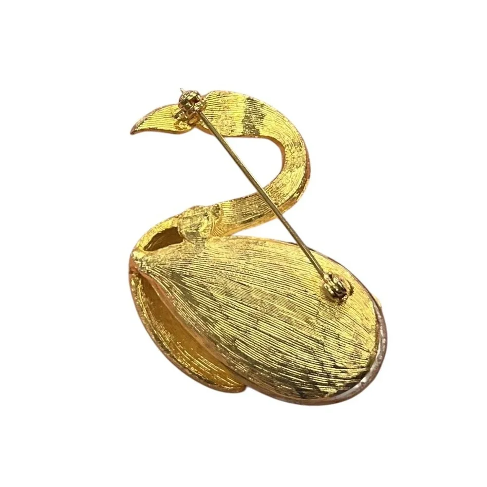 Swan Faux Pearl Brooch Gold Tone Pin Brooch